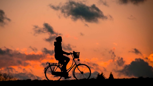 soumrak při jízdě na kole